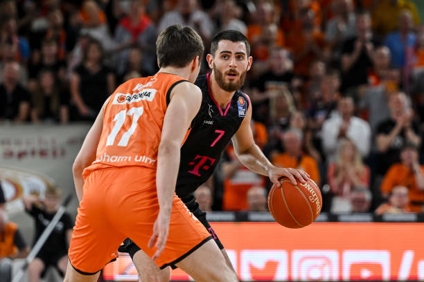 往往取决于 往往取决于