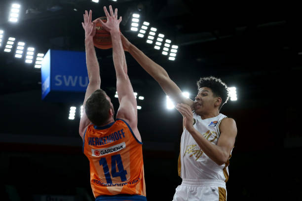 曼城很快掌 曼城很快掌